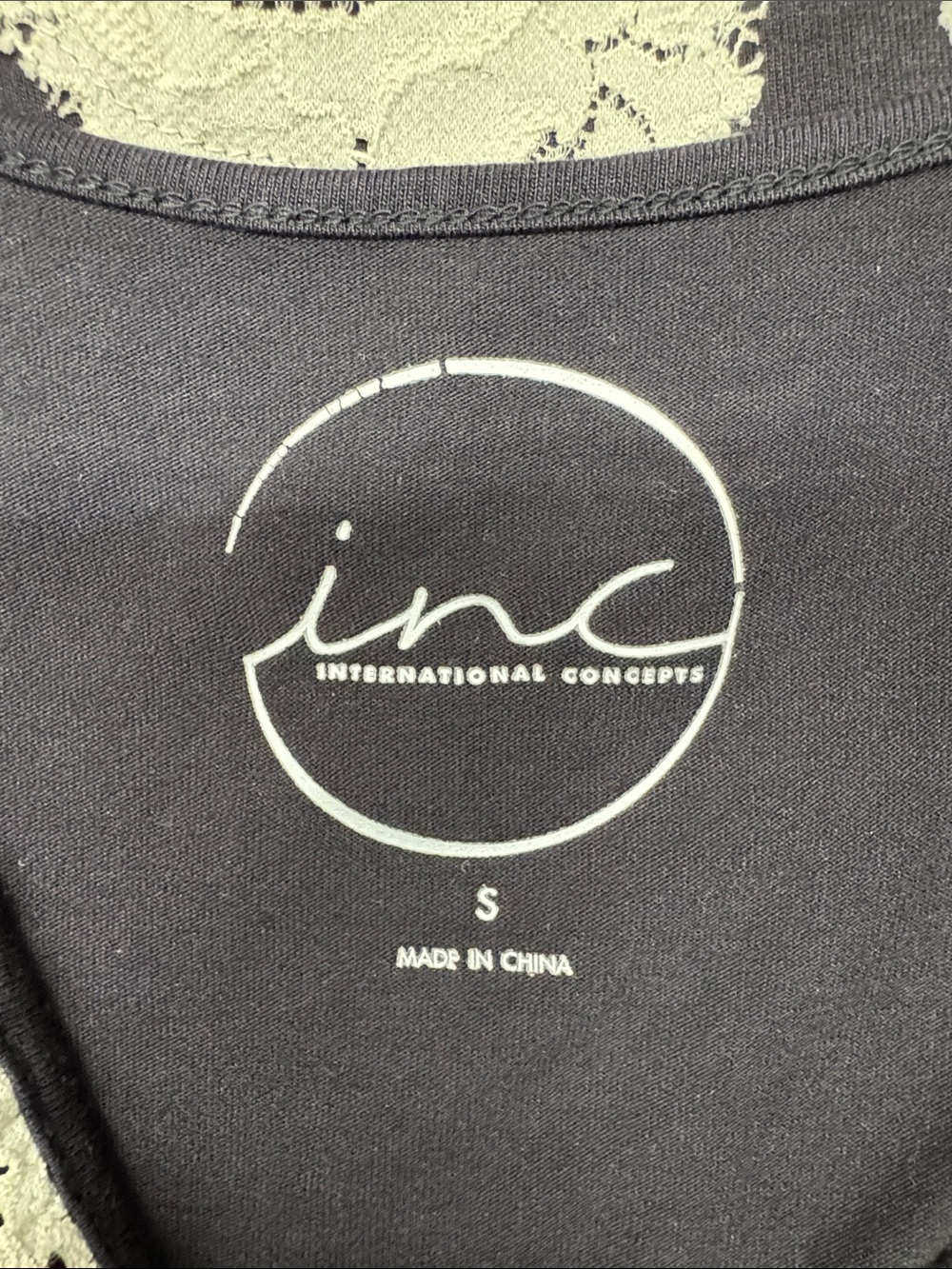 I.N.C Lace Trim Tank Top. Small - Picture 9 of 11